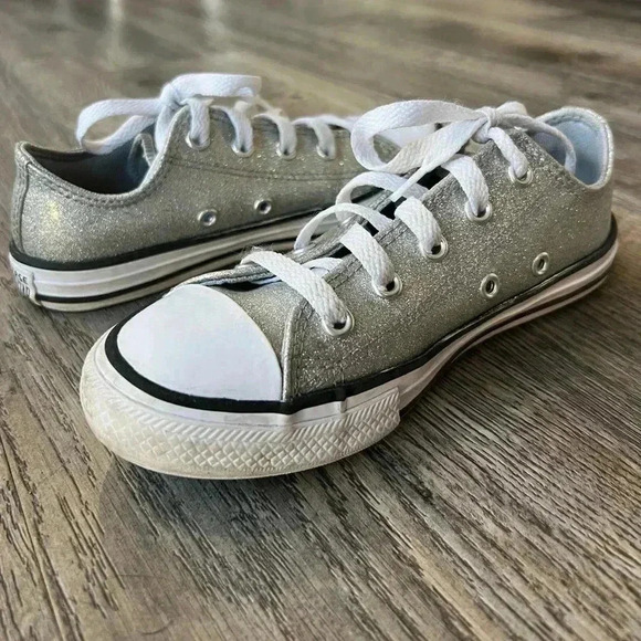 Converse Shoes Silver Star Chuck Taylor Low Top Sneakers Glitter Juniors Size 1 - Picture 5 of 8